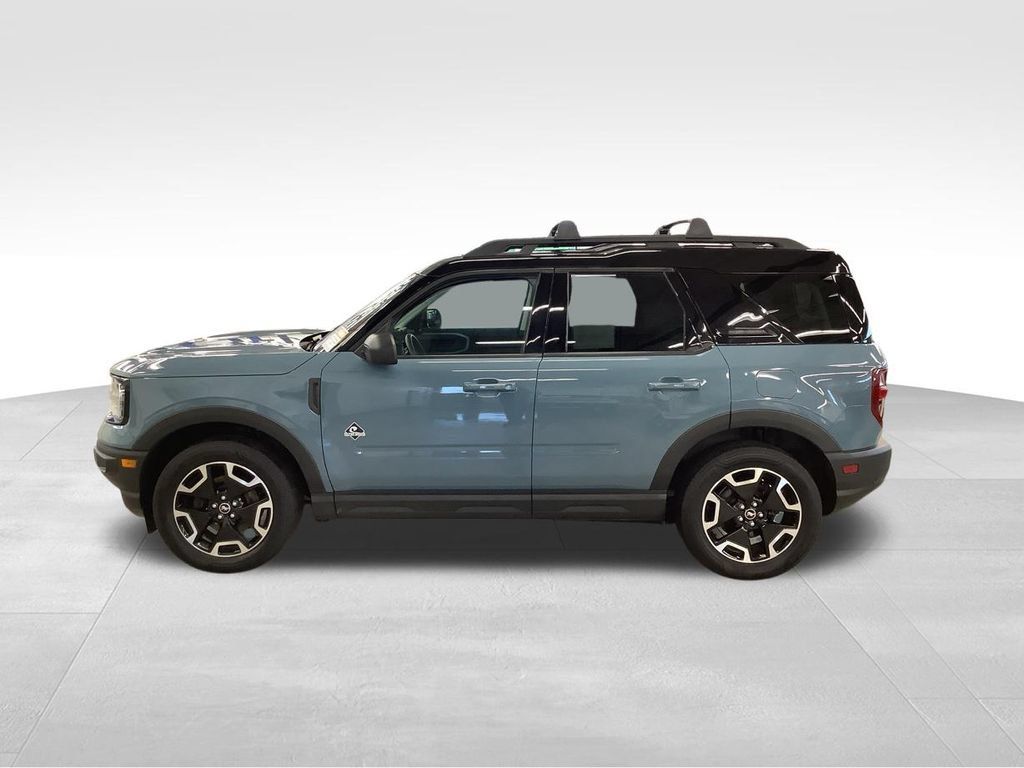 Used 2022 Ford Bronco Sport Outer Banks AWD/4WD image 3