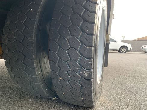 Used 2016 Ford F550 4x4 SuperCab Super Duty image 72