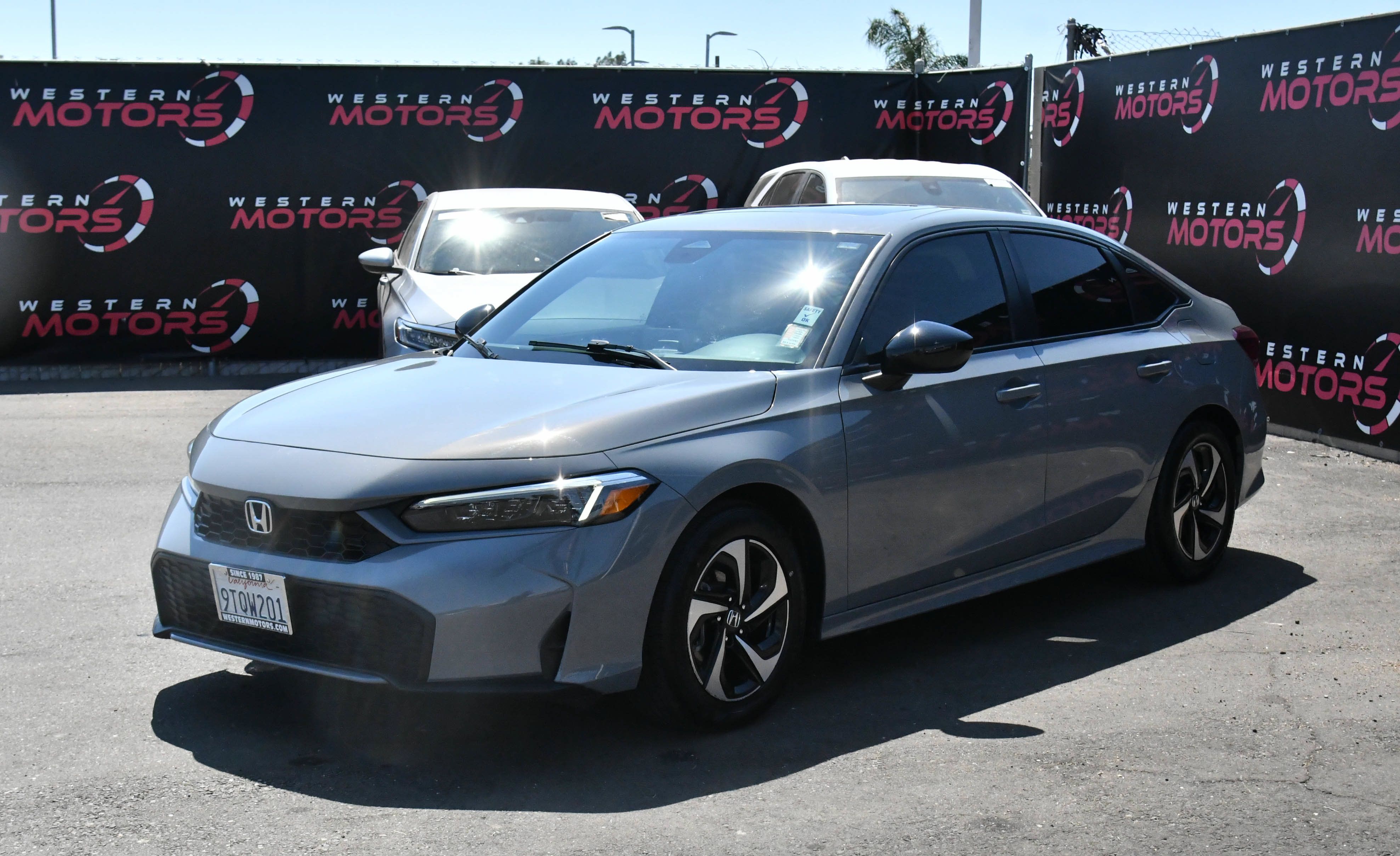 Used 2025 Honda Civic Sport image 3