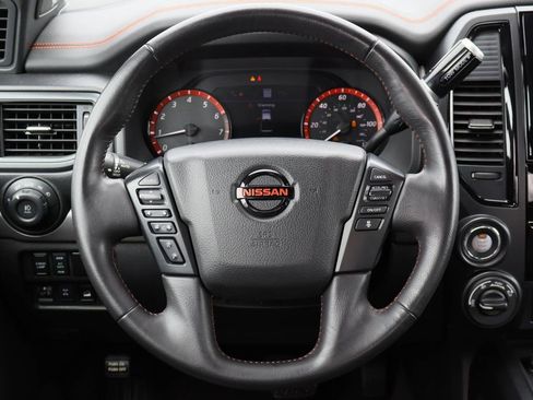 Used 2021 Nissan Titan PRO-4X w/ Pro-4x Convenience Package image 24