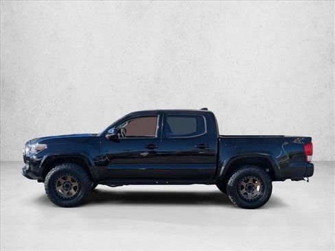 Used 2016 Toyota Tacoma SR5 w/ SR5 Appearance Package (SN) image 9