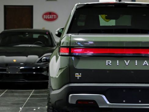 Used 2022 Rivian R1T Launch Edition image 51