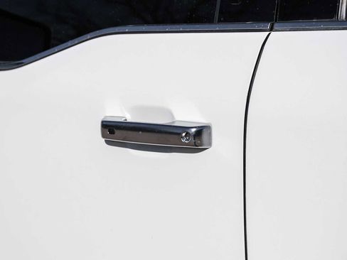 Used 2021 Ford F150 Limited image 39