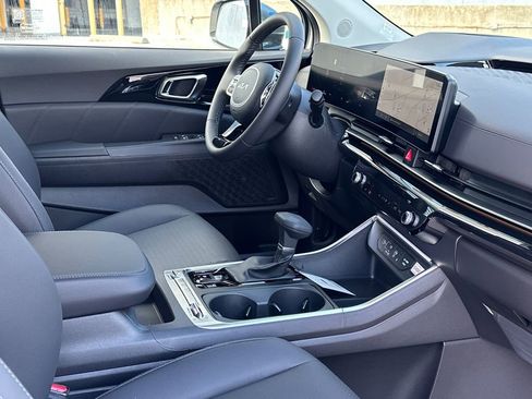 New 2026 Kia Carnival SX Prestige image 11