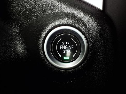 Used 2019 Chevrolet Silverado 1500 LT w/ Texas Edition image 17