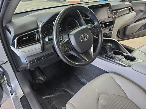 Used 2024 Toyota Camry SE FWD image 15