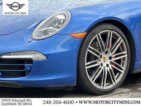 Used 2015 Porsche 911 Targa 4S AWD/4WD image 10