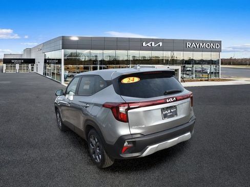 Certified 2024 Kia Seltos LX AWD/4WD image 5