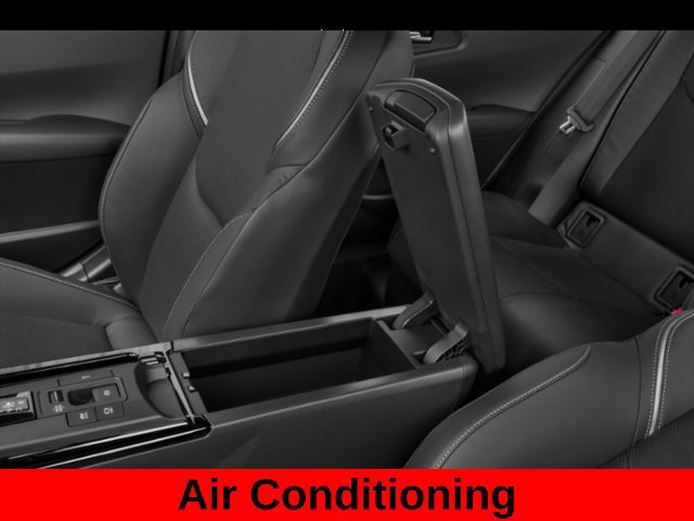 Used 2024 Toyota Prius XLE FWD image 15