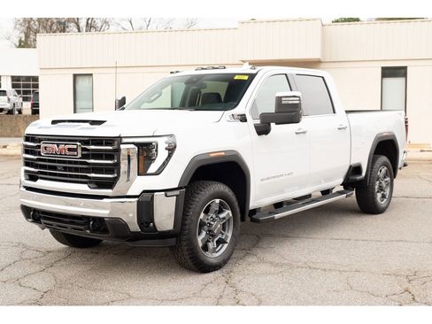 New 2026 GMC Sierra 2500 SLT w/ SLT Premium Package image 3