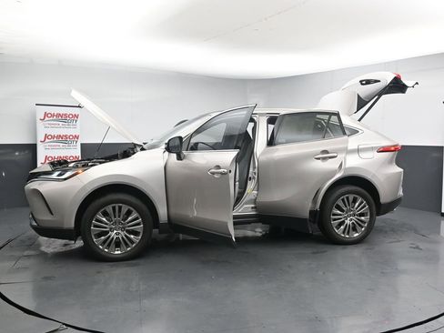 Used 2024 Toyota Venza Limited AWD/4WD image 45