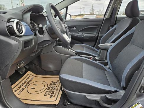 Certified 2025 Nissan Versa SV w/ Trunk Package image 7