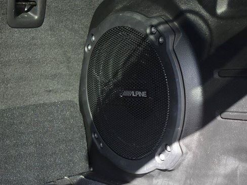 Used 2023 Jeep Wrangler Unlimited Sahara AWD/4WD image 21