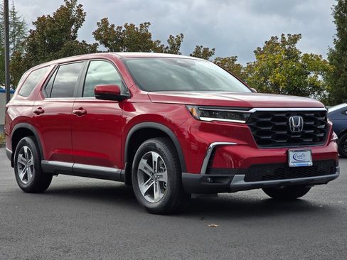 New 2025 Honda Pilot EX-L image 3