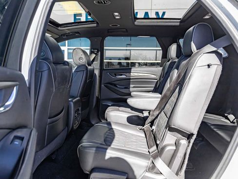 Used 2023 Buick Enclave Avenir FWD image 20