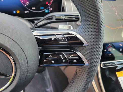 New 2025 Mercedes-Benz GLC 300 GLC 300 image 17