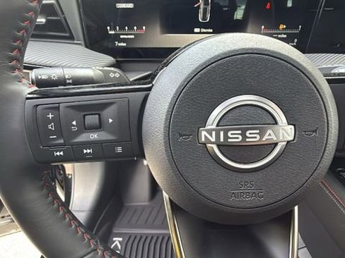 New 2026 Nissan Kicks SR w/ Cold Weather Package image 19