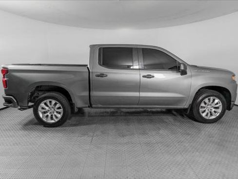 Used 2021 Chevrolet Silverado 1500 Custom RWD image 9
