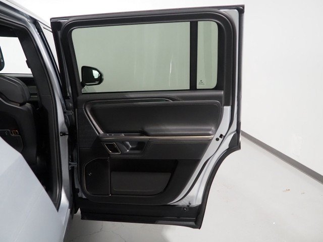 Used 2024 Rivian R1S AWD Adventure image 82