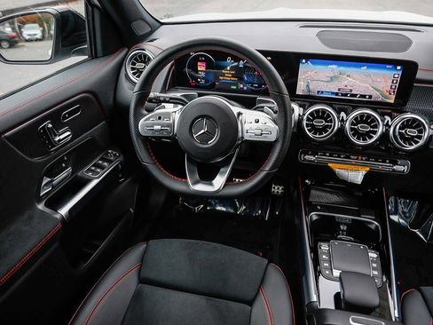 Used 2023 Mercedes-Benz EQB 350 4MATIC SUV image 14