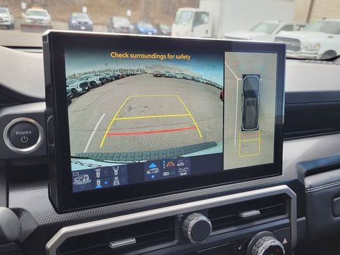 Used 2025 Toyota 4Runner Limited image 21