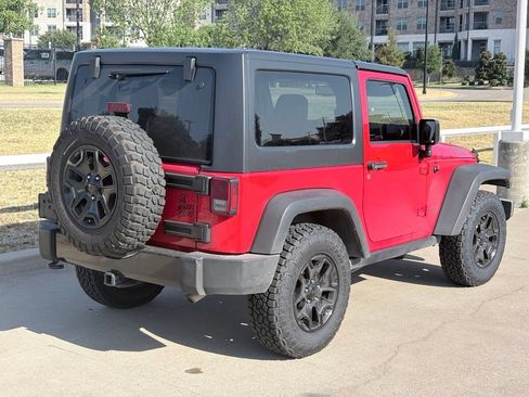 Used 2016 Jeep Wrangler Sport AWD/4WD image 4