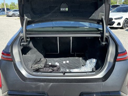New 2026 BMW M5 AWD/4WD image 9