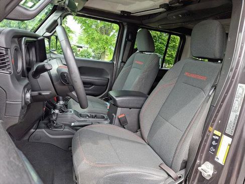 Certified 2024 Jeep Wrangler Unlimited Rubicon AWD/4WD image 24