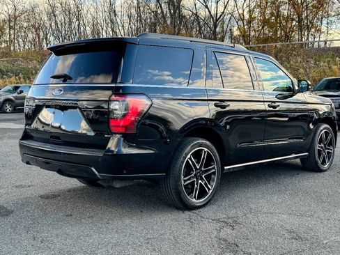 Used 2019 Ford Expedition Limited w/ Equipment Group 303A image 3