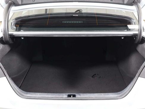 Used 2022 Toyota Camry SE FWD image 15