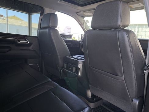 Used 2023 GMC Sierra 1500 SLT w/ SLT Premium Plus Package image 28