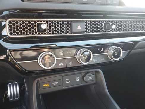 New 2026 Honda Civic Sport image 24