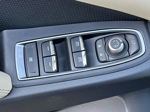 New 2026 Subaru Ascent Limited image 11