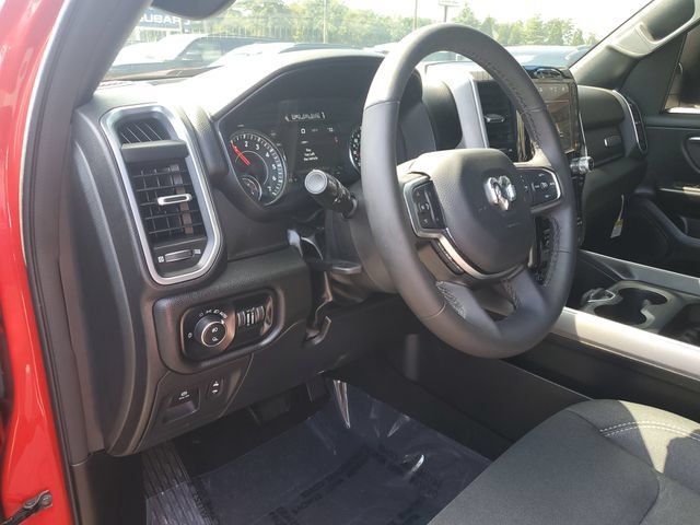 Used 2025 RAM 1500 Big Horn AWD/4WD image 21
