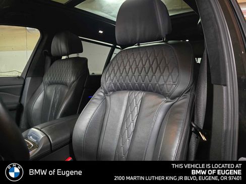 Used 2023 BMW X7 M60i w/ Climate Comfort Package AWD/4WD image 49