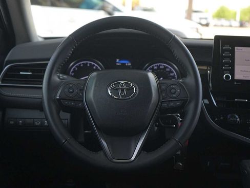 Used 2023 Toyota Camry SE FWD image 16