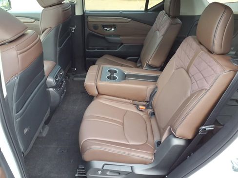 New 2026 Honda Pilot Elite image 9