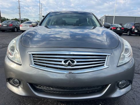 Used 2012 INFINITI G37 x w/ Premium Pkg image 2