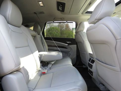 Used 2016 Acura MDX SH-AWD image 16