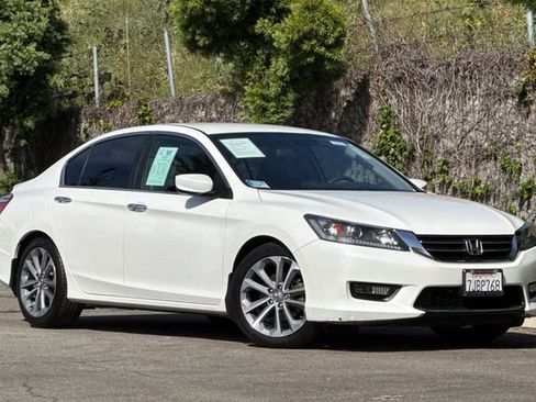 Used 2015 Honda Accord Sport image 2