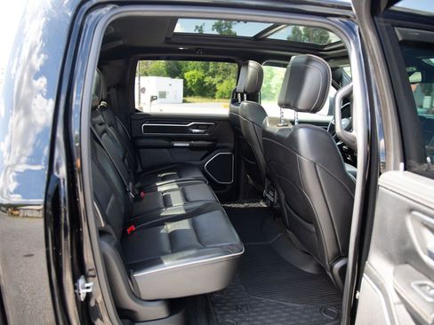 Used 2020 RAM 1500 Laramie AWD/4WD image 24