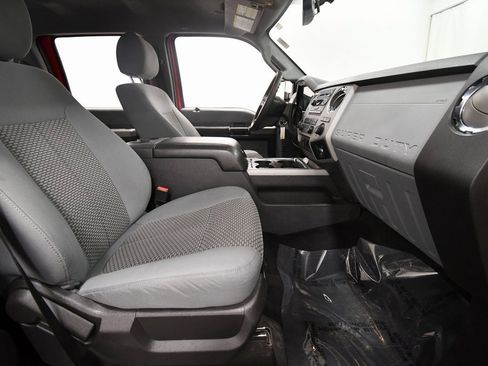 Used 2015 Ford F250 XLT w/ XLT Value Package image 17