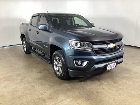 Used 2019 Chevrolet Colorado Z71 AWD/4WD image 4