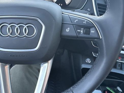 Used 2025 Audi Q5 2.0T Premium w/ Convenience Plus Package image 23