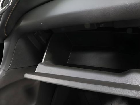 Used 2022 Chevrolet Equinox Premier image 32