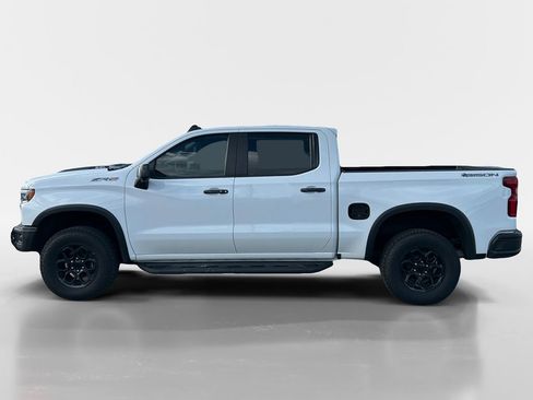 Used 2023 Chevrolet Silverado 1500 ZR2 w/ ZR2 Bison Edition AWD/4WD image 2