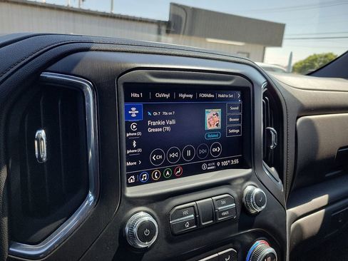 Used 2023 GMC Sierra 2500 AT4 w/ AT4 Preferred Package AWD/4WD image 21