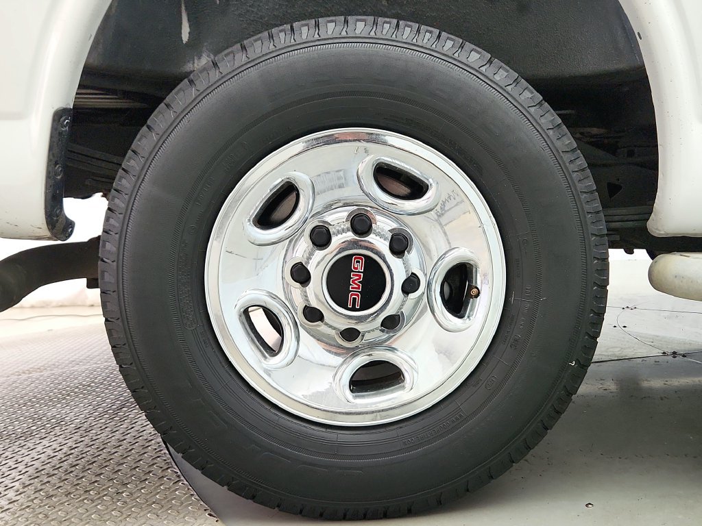 Used 2018 GMC Savana 2500 w/ Driver Convenience Package RWD image 22
