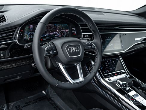 New 2025 Audi Q8 Premium Plus image 9