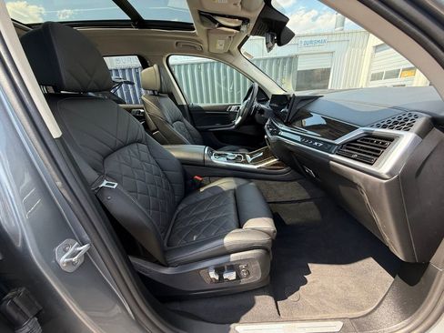 Used 2024 BMW X7 xDrive40i w/ Premium Package AWD/4WD image 26